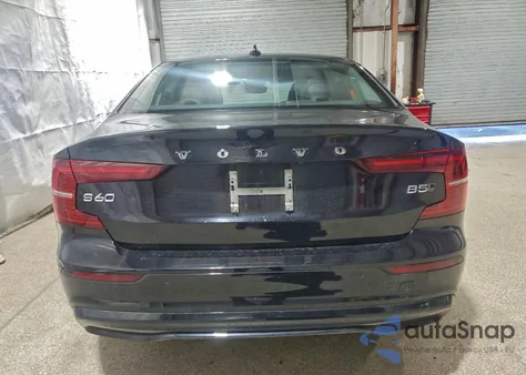 2024 Volvo S60 Core z USA, uszkodzony, nr VIN 7JRL12TK7RG321283